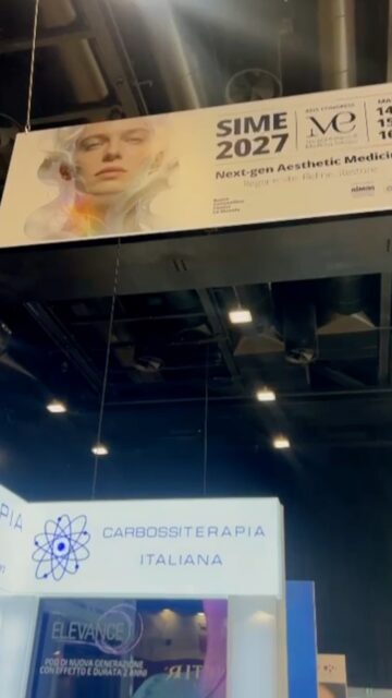 🎯 Grazie a tutti per aver reso il nostro #SIME2026 un successo!Un grande ringraziamento a tutti coloro che sono passati al nostro stand per scoprire le ultime innovazioni in Carbossiterapia, Esosomi e Fili in PDO. È stato incredibile vedere tanta partecipazione e interesse per le tecnologie che stanno rivoluzionando il settore della medicina estetica.Un ringraziamento speciale agli Opinion Leader Dr. Crippa e Dr.ssa Palmieri per le loro eccellenti relazioni, che dimostrano l’efficacia della Carbossiterapia e degli esosomi in molteplici applicazioni.✨ Continuiamo a crescere insieme verso nuovi traguardi in estetica avanzata e non vediamo l’ora di rivedervi tutti ai prossimi congressi e al #SIME2027.#CarbossiterapiaItaliana#Esosomi #FiliPDO #carbossiterapia #Innovazione #MedicinaEstetica